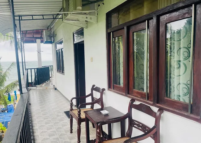 Peacock Beach Hotel Unawatuna